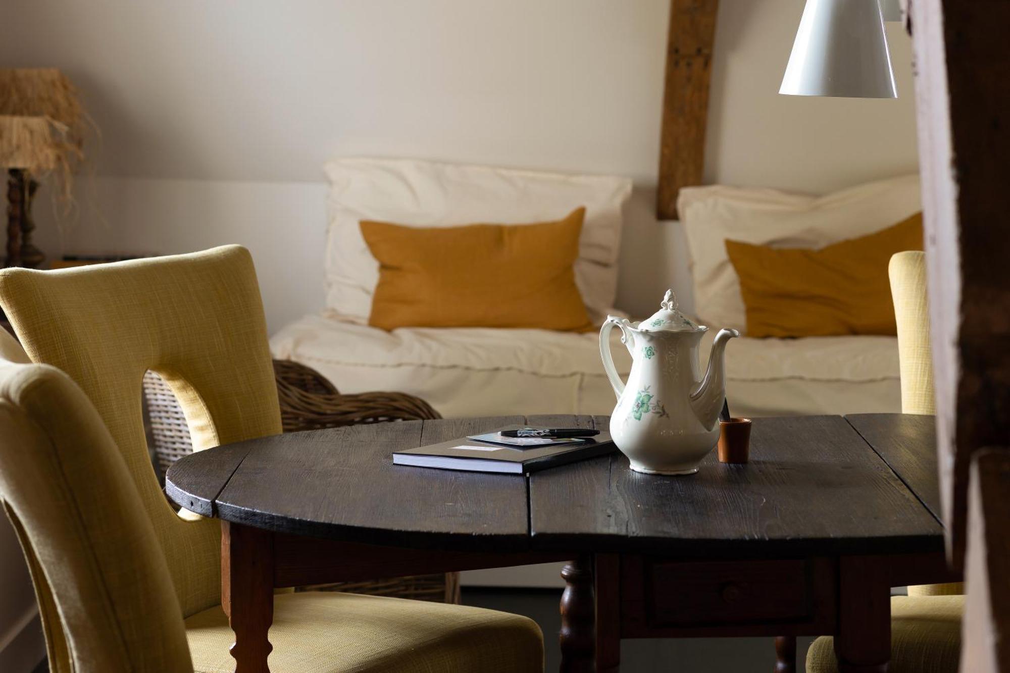 Boutique Hotel Jongwijs Westzaan Eksteriør billede